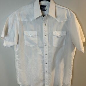 Wrangler Men's White Button Down Shirt